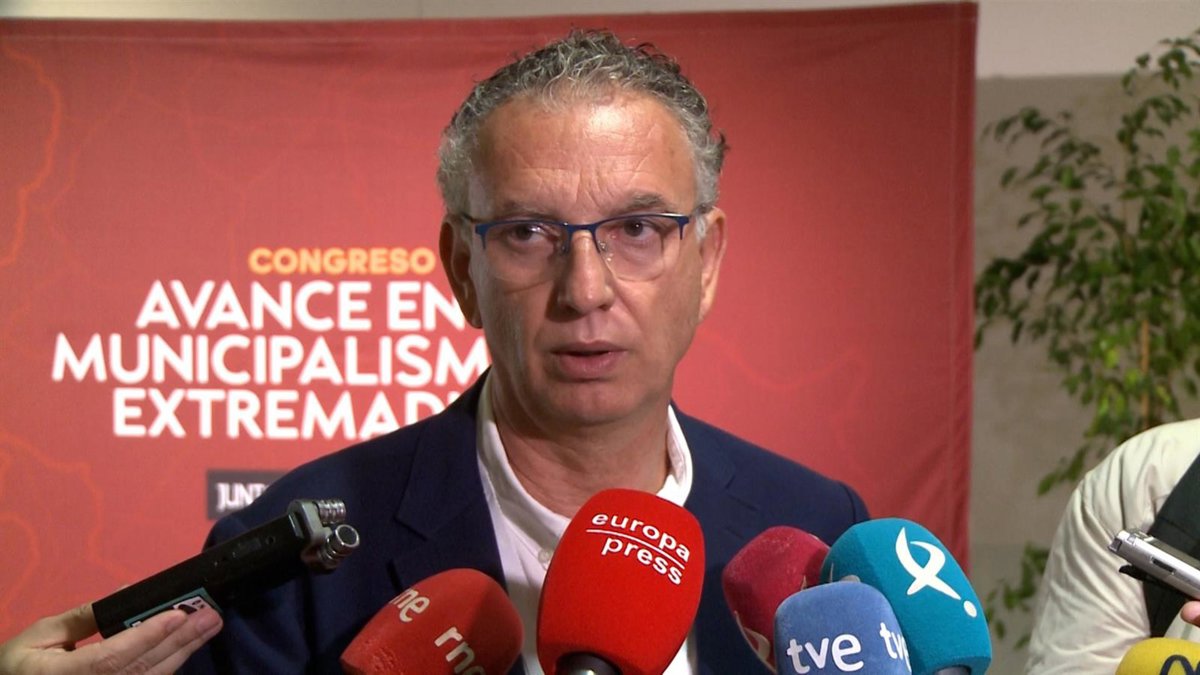 Una edil del PSOE denuncia acoso laboral por parte del delegado del Gobierno en Extremadura, que lo