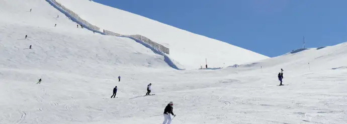 Empresarios de Sierra Nevada solicitan repensar la estación por su crítica situación en días