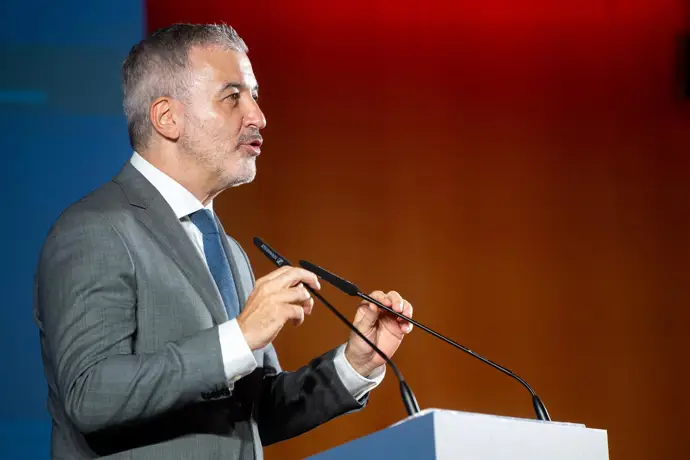 Collboni anuncia una feria sobre vivienda asequible en Barcelona tras la salida de The District