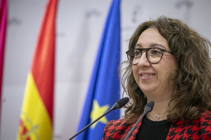 La directora general de Empleo, Elena Garc&iacute;a