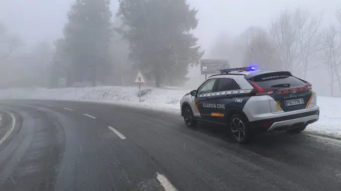 Corte temporal de la A-15 en ambos sentidos desde Irurtzun a Guipúzcoa por nieve y hielo en la vía