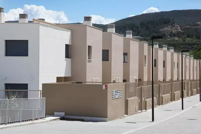 La Generalitat destina más de 300 viviendas del parque público en 2025 a colectivos vulnerables