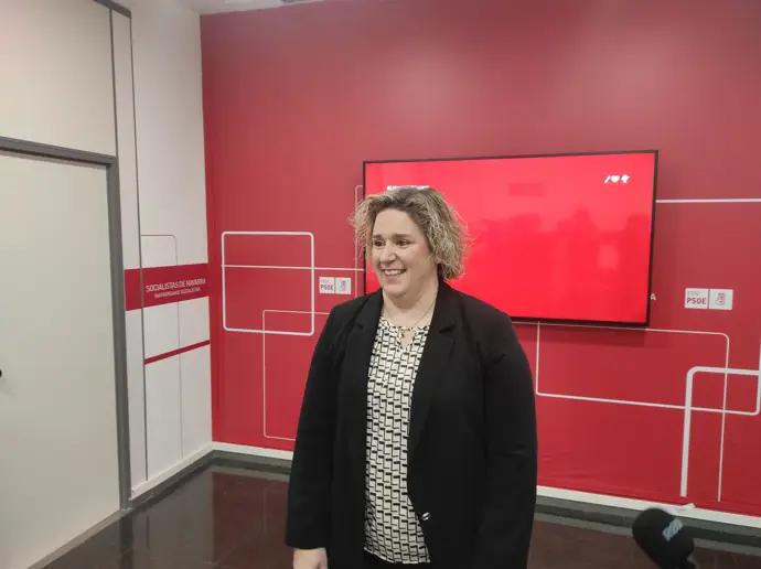 Tres miembros del Ejecutivo socialista se integran al Gobierno foral, lo que se considera muy