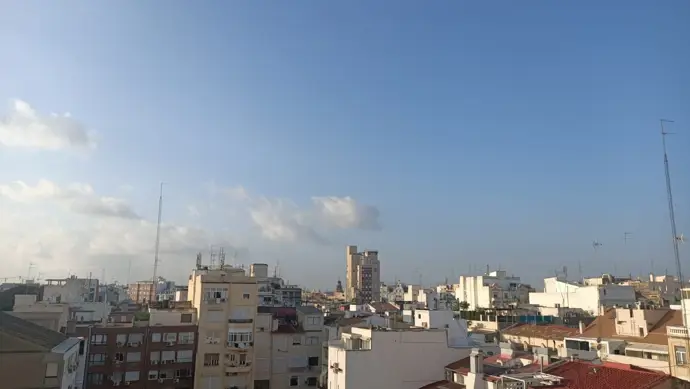 Cielos mayormente despejados y temperaturas estables este martes en la Comunitat Valenciana