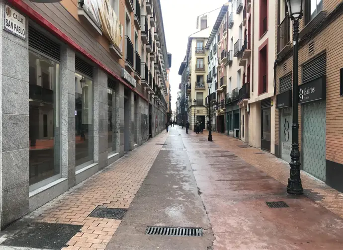 El Ayuntamiento de Zaragoza inicia el desalojo cautelar de un inmueble en la calle San Pablo por