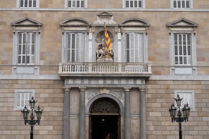Cataluña establece tres días de luto por las víctimas de Adamuz, en Córdoba