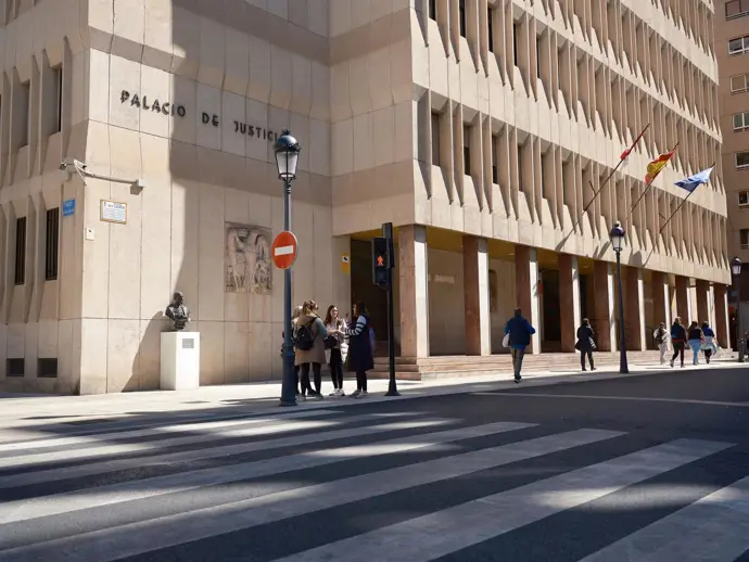 una mujer en montemayor clamó por ayuda durante horas, pero rechazó contactar a la policía