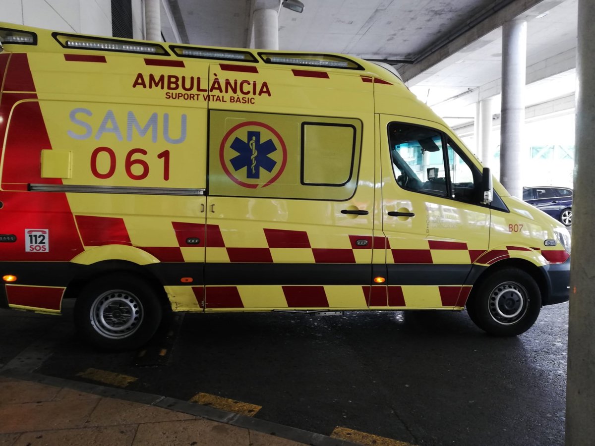 El joven apuñalado por su padre en Palma permanece estable y sigue en la UCI