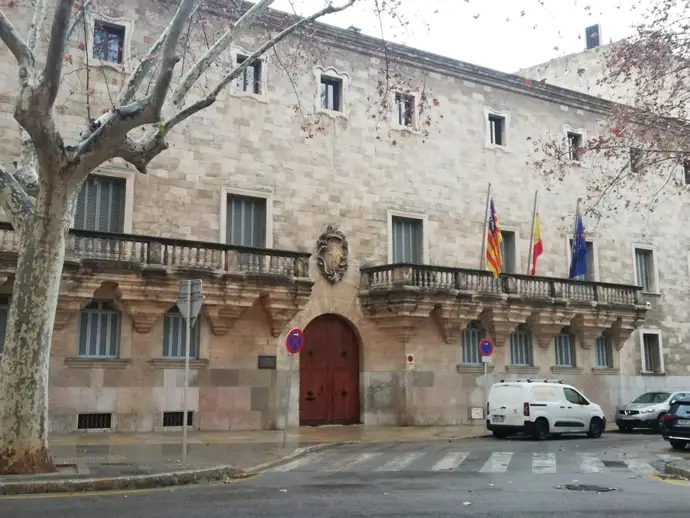 Reabren la investigación contra el exalcalde y el exjefe de la Policía Local de Capdepera por