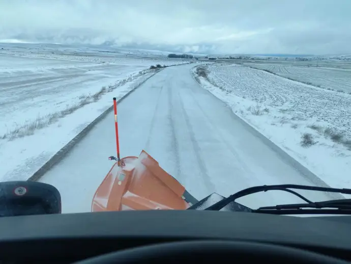 Nivel rojo en diversas carreteras de Teruel: restricción para camiones y obligatoriedad de cadenas