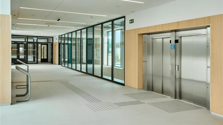 La Comunidad de Madrid inaugura dos nuevos recursos públicos de salud en Parla este lunes