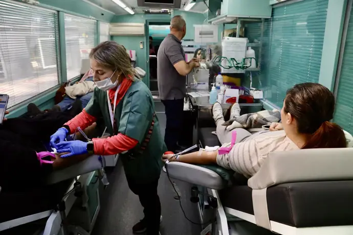Las reservas de sangre en Andalucía superan en 2.600 unidades la media tras la tragedia de Adamuz