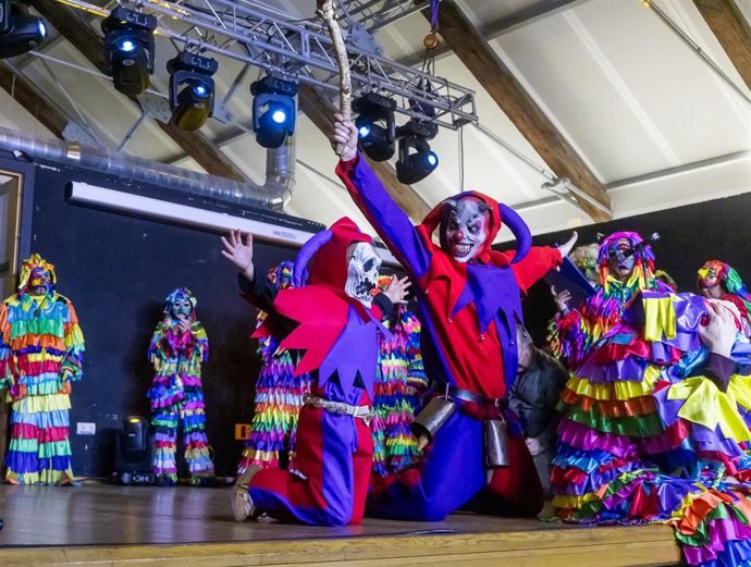 Guadalajara inaugura su Carnaval con un emotivo preg&oacute;n mendocino y la presencia de 36 botargas de toda la provincia