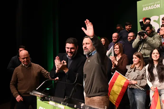 Vox incrementa su apoyo en Aragón y podría asegurar un nuevo mandato para Azcón, mientras el PP