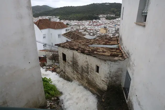 Los desalojados en Andalucía bajan a 3.330, con 2.688 en la provincia de Cádiz