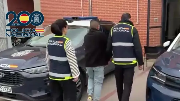 Detenido un hombre en Murcia por intentar contratar un asesinato a la mara Salvatrucha por 3.000
