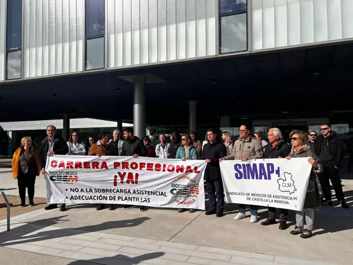 Sindicatos médicos calculan que el apoyo a la huelga en Castilla-La Mancha es del 70 al 80 por