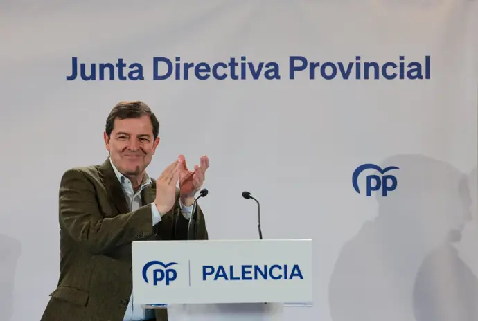 Mañueco confirma que la construcción del búnker para la unidad satélite de radioterapia en
