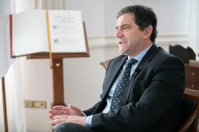 Valverde solicita a la Junta 5 millones de euros para apoyar a los municipios impactados por