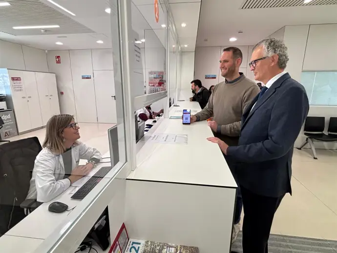 Los usuarios del Servicio Murciano de Salud pueden utilizar ya la tarjeta sanitaria virtual