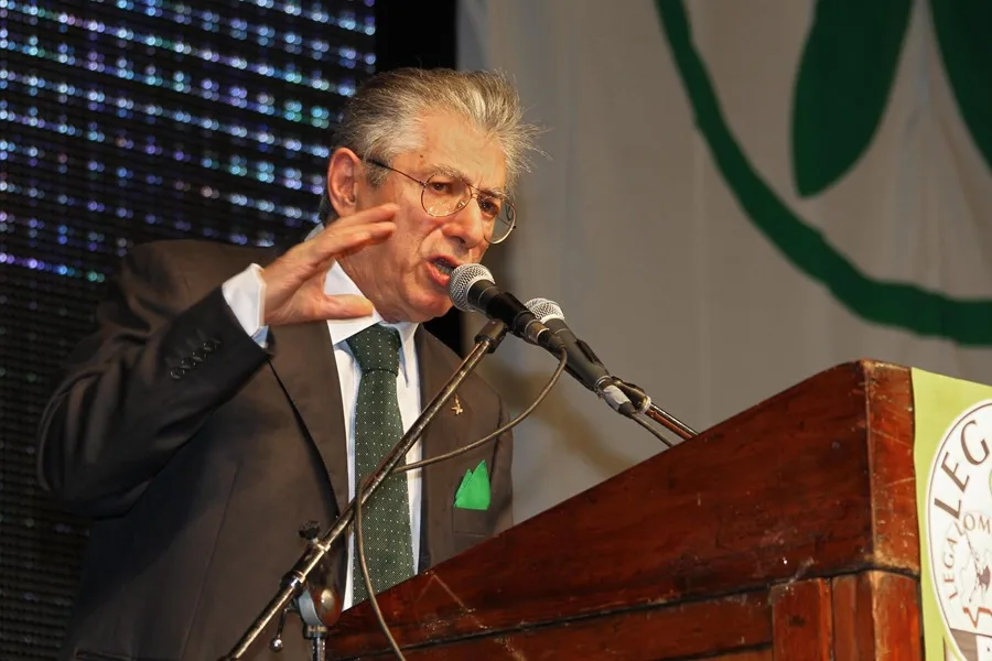Fallece Umberto Bossi, fundador de la Liga Norte, movimiento independentista italiano