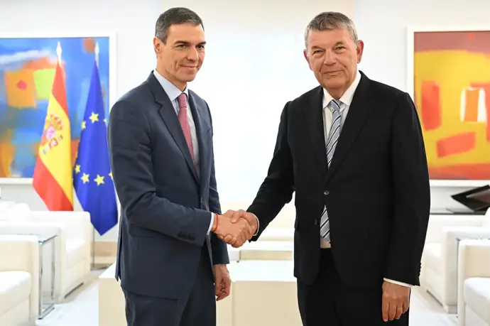 Sánchez enfatiza ante el responsable de la UNRWA que la situación en Gaza no debe ser olvidada