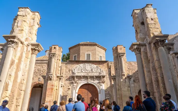 La Asamblea Regional aprueba la restauración y el retorno al culto de la Catedral de Cartagena