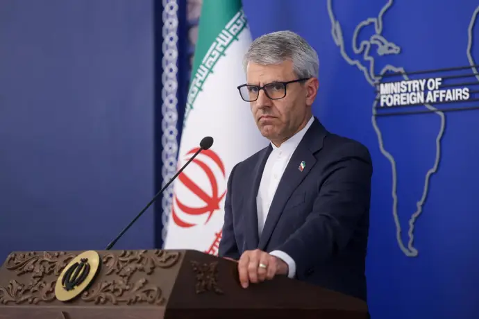 Irán afirma que el tránsito por el estrecho de Ormuz tiene "condiciones particulares" por la