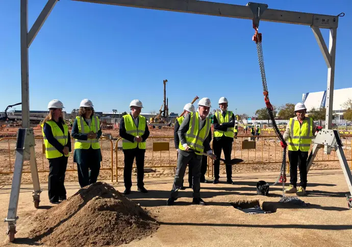 Collboni, Prieto, Navarro y Sorigué inician la construcción del nuevo DFactory en Barcelona