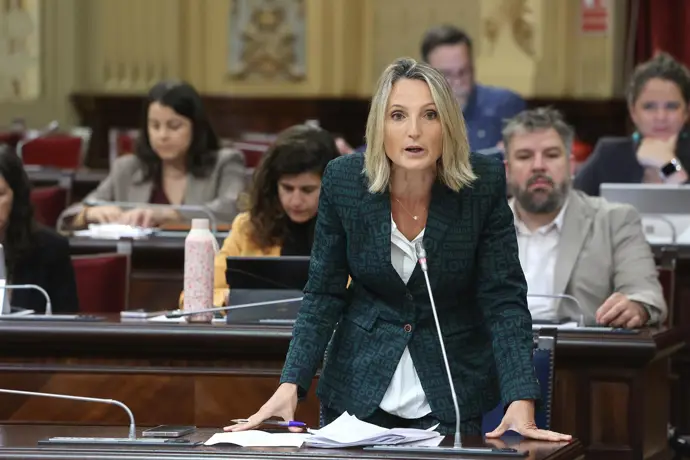 El Govern asegura que suavizar el requisito del catalán no afectará a las plazas en español