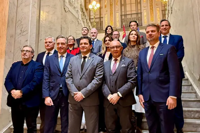 Embajadores centroeuropeos en Ciudad Real descubren la realidad de las enfermedades raras con Poco
