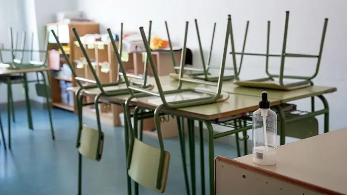 Suspendidas las clases presenciales este jueves en varias islas de Canarias por la borrasca
