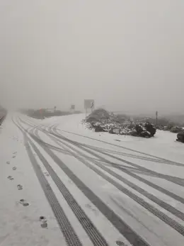 Más de un centenar de incidentes y nieve en el Teide al inicio de la borrasca Therese en Canarias