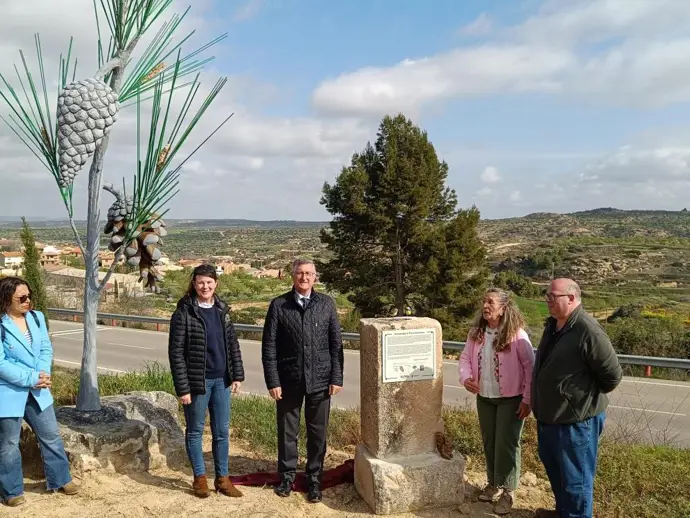El pino carrasco, símbolo de la naturaleza, merece nuestro reconocimiento por su valor ecológico