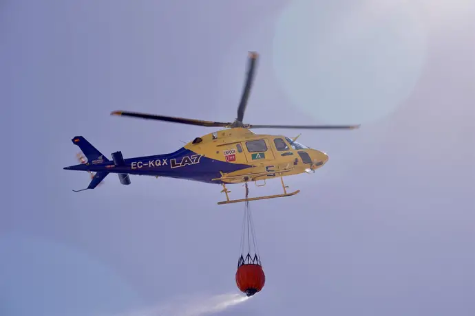 Apagado el incendio en Igea gracias al trabajo de los bomberos forestales en la zona