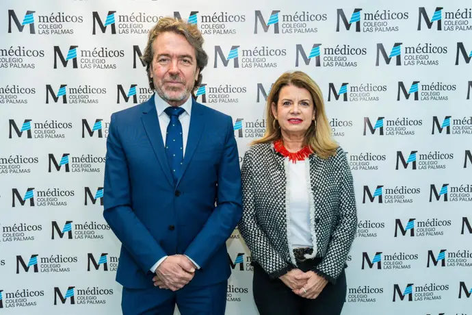 José Antonio Caminero hace historia al ser el primer médico canario en la Real Academia de