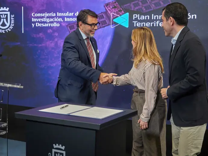 Cabildo de Tenerife y Telespazio Ibérica lanzarán el primer satélite canario en 2027