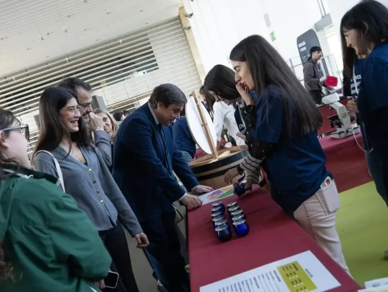 Galiana resalta la alta empleabilidad de los ciclos de FP en La Rioja, con matrícula en máximos