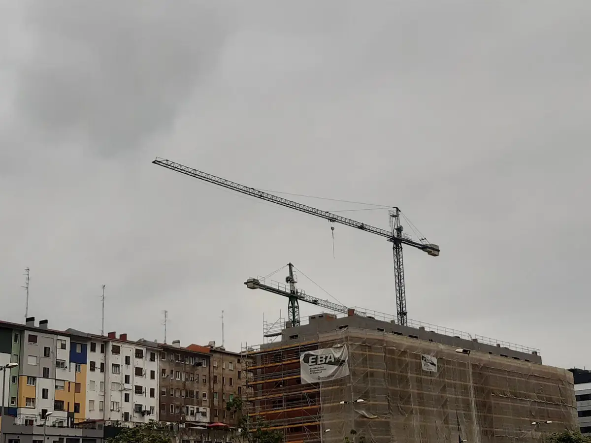 Los gastos de construcción en Euskadi aumentan un 3,4% en febrero