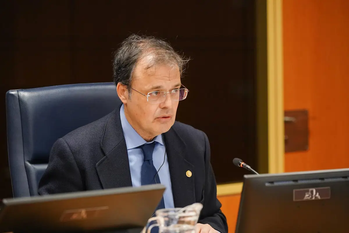 Gobierno Vasco estima en 300.000 los perjudicados por huelgas médicas y advierte a la ministra que