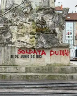 Identificado a uno de los presuntos responsables de las pintadas en el monumento de la Batalla de
