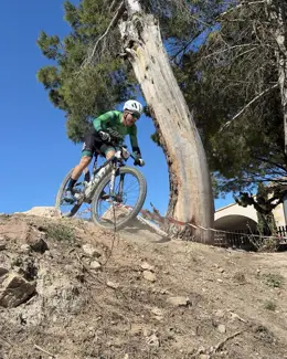 Roberto Bou se impone en Velilla tras una intensa competencia en la Transvelillense
