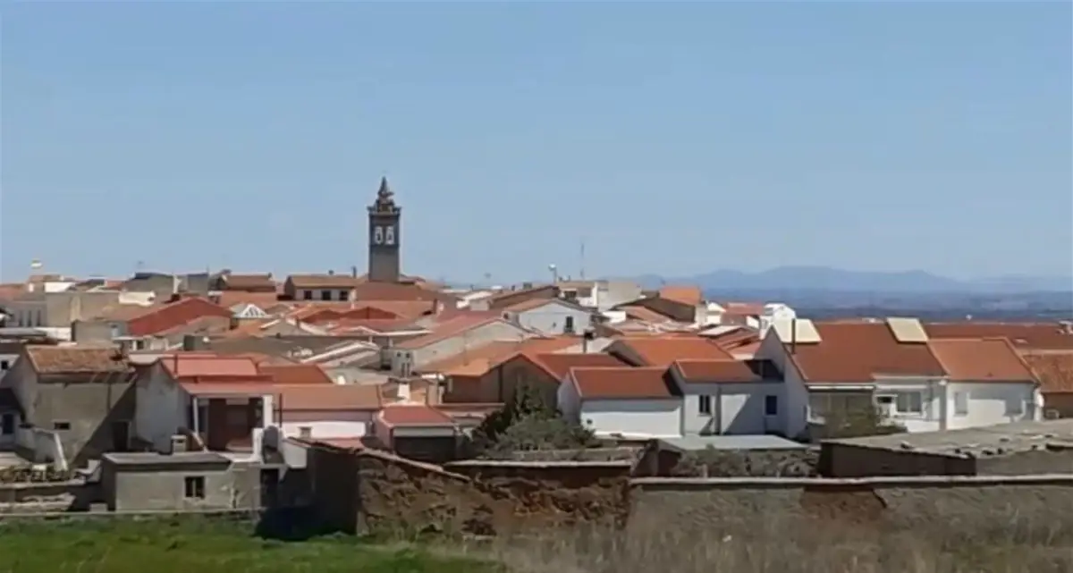 El arzobispo de Mérida-Badajoz convoca un toque de campanas por la esperanza en el mundo rural