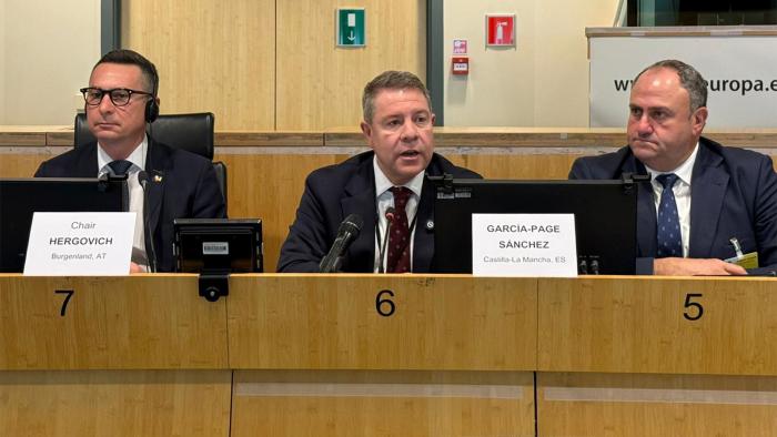 García-Page aboga por un impulso a la integración de...