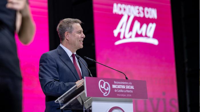 García-Page aumenta 185.000 horas más de ayuda a domicilio que beneficiarán a numerosos