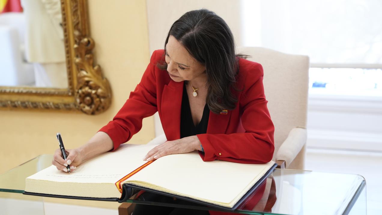 Díaz Ayuso otorga medallas a María Corina Machado y Edmundo González: “Luchemos por la