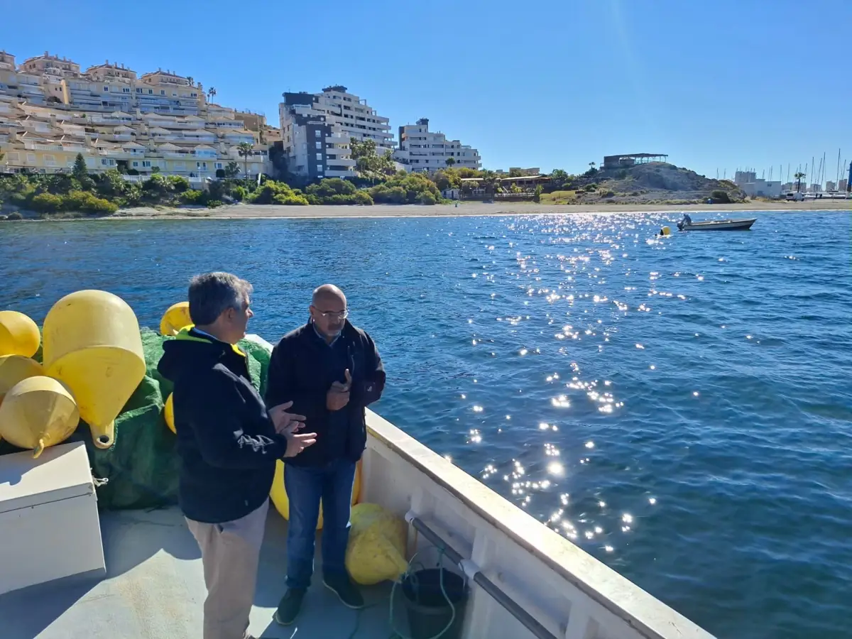Medio Ambiente señaliza 40 kilómetros de costa en las playas del Mar Menor con 60 recintos.