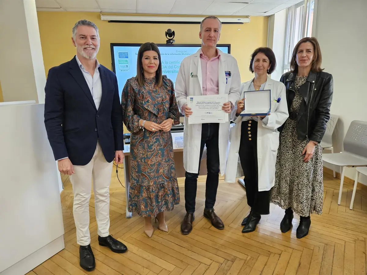 La farmacia del complejo hospitalario de Cáceres obtiene el Sello de Calidad en información al