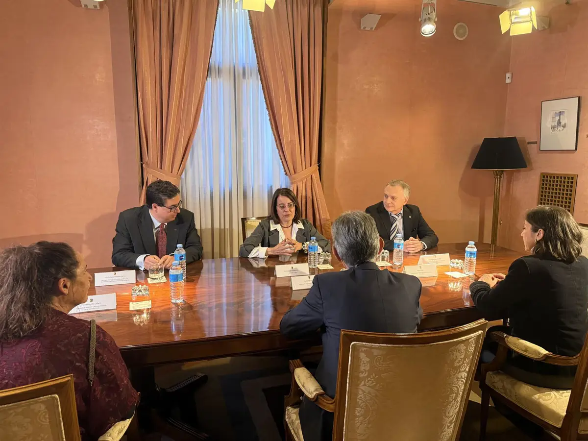 Una reclusa aragonesa es indultada en Semana Santa gracias a la Cofradía de la Piedad de Zaragoza
