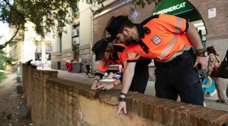 Barcelona aumentará su personal cívico antes del verano para hacer frente a la presión turística